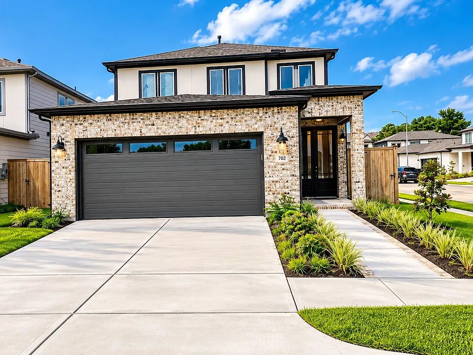 702 Sonfield Dr