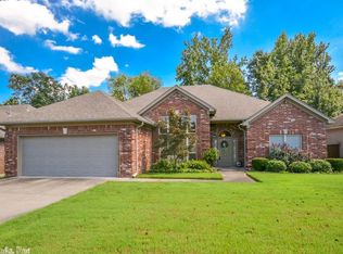 7041 E Ridge Dr, Sherwood, AR 72120