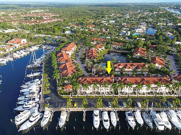 3rd image of 17 Marina Gardens Drive