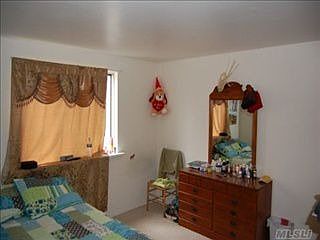 4th image of 10 Olive St