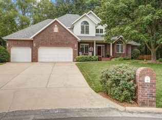 3350 S Saratoga Ave, Springfield, MO 65804