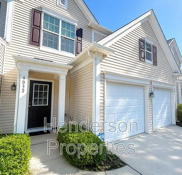 9032 Bishop Crest Ln — Photo 1