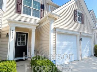 9032 Bishop Crest Ln, Charlotte, NC 28277