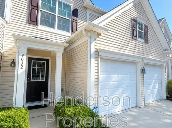 9032 Bishop Crest Ln, Charlotte, NC 28277