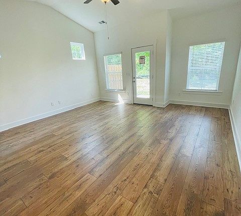 3rd image of 3018 Orangery Dr