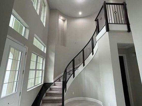 3rd image of 15956 Orchard Dr