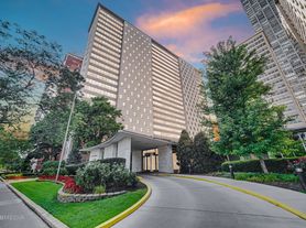 3950 N Lake Shore Dr