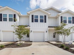 1761 Jakes Dr, Panama City, FL 32405