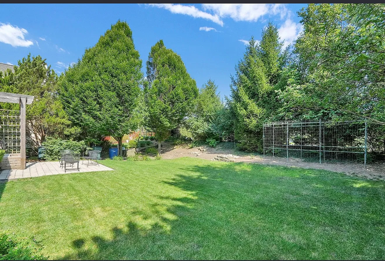 4 bed, 3700 sqft, $4,850 — Photo 3