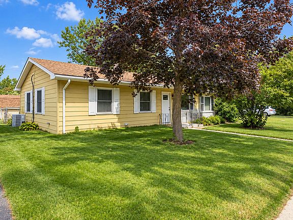 2nd image of 2834 W 38th Ave