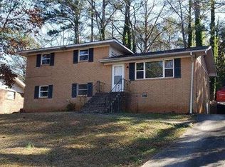 2138 Kilarney Rd, Decatur, GA 30032
