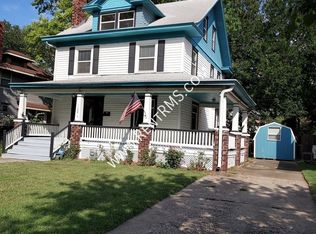 1188 SW College Ave, Topeka, KS 66604