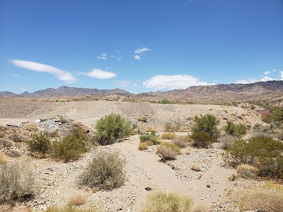2nd image of 3010 Avienda Del Sol Lot 5