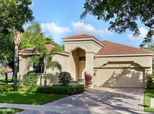 8781 Via Grande E, Wellington, FL 33411