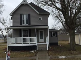 308 4th Ave NE, Farley, IA 52046