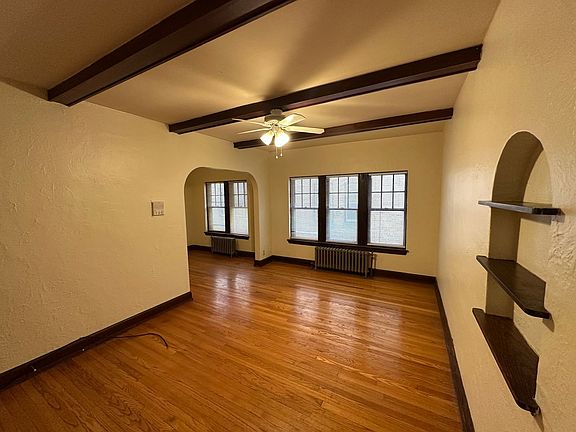 4th image of 4480 N Oakland Ave APT 106