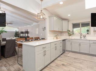 2401 N Indian Ridge Dr, Tucson, AZ 85715