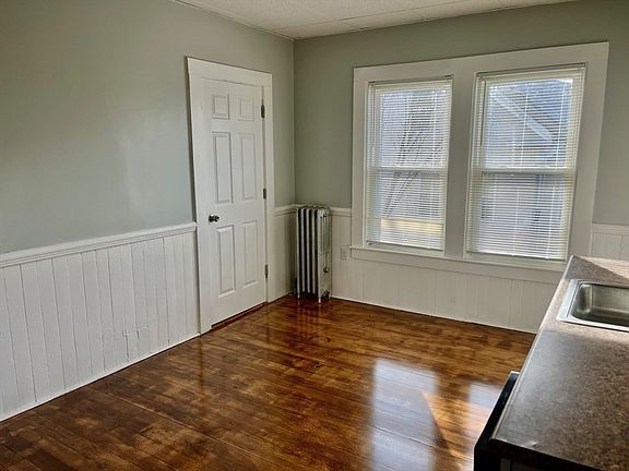 4th image of 88 Weston St