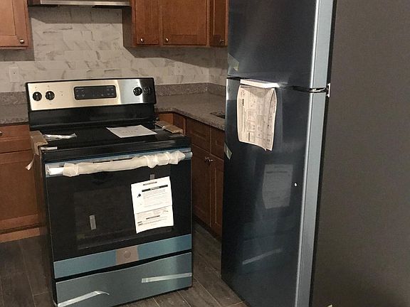 2nd image of 2953 Barnes Ave APT 3
