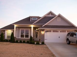 1709 Higgins St, Pea Ridge, AR 72751