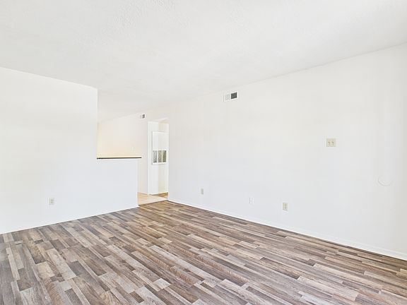 2nd image of 2902 Prairie Flower Cir