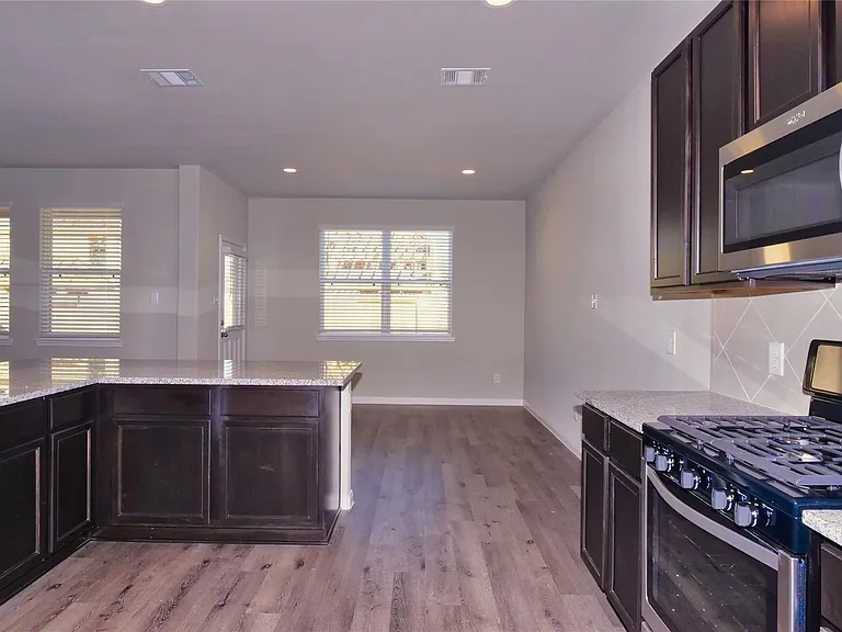 2225 Angie Kaye Dr — Photo 8