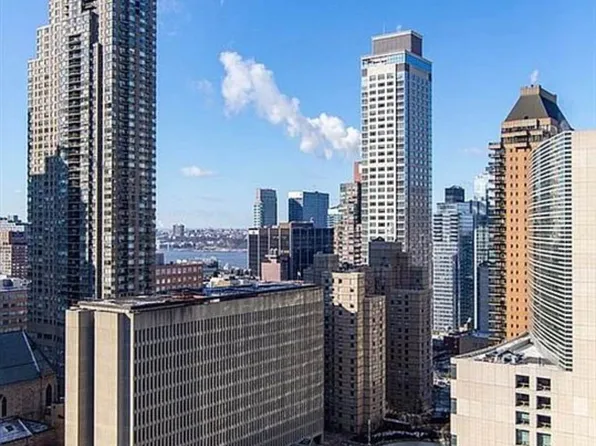 61 West 62nd Street 8CB image 18 of 18