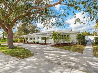 804 Harbor Dr S, Venice, FL 34285