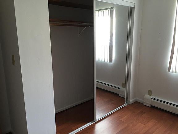 5th image of 205 Parker Ave
