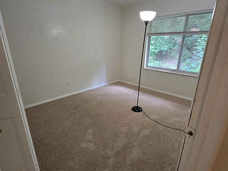 2 Lawnview Rd #3 — Photo 19