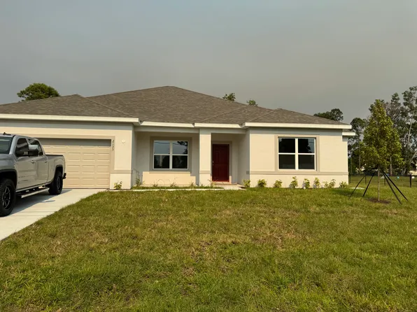 2133 SE Flanders Rd, Port Saint Lucie, FL 34952