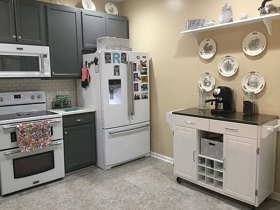 4th image of 102 Kevin Ct