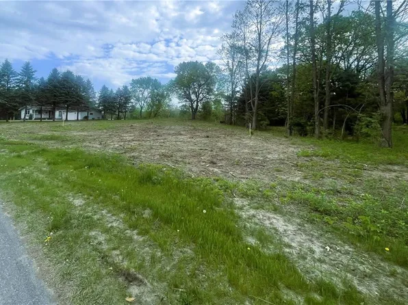 4439 Old Wells Road, Eau Claire, WI 54703