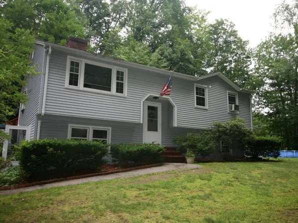 1 Washington Drive, Raymond, NH 03077