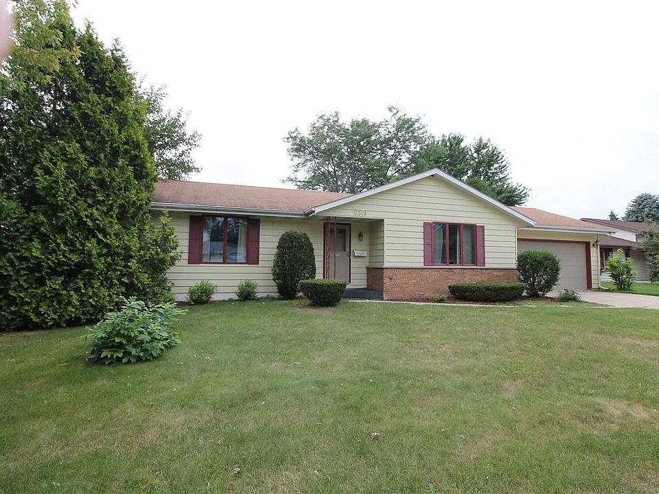 1st image of 2319 N Sumac Dr