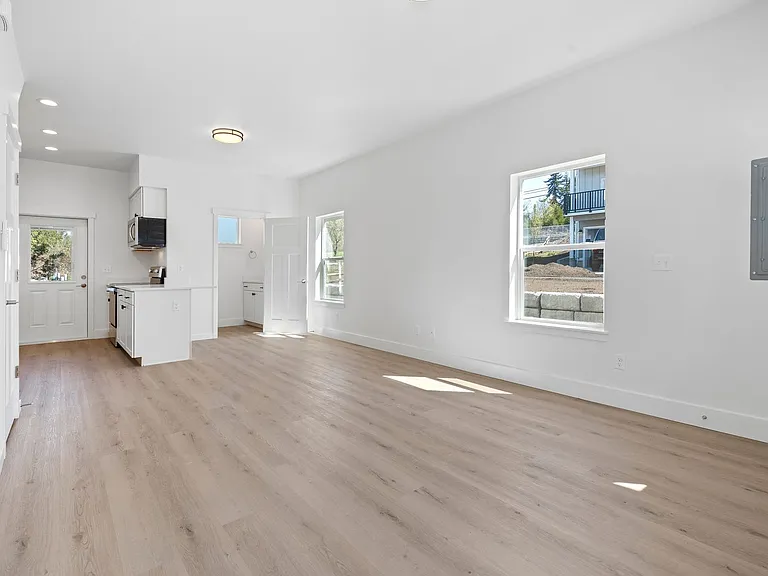 4020 Dewey Rd — Photo 15