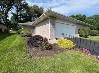 6682 Sandalwood Clos, Rockford, IL 61108