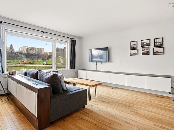 5th image of 3749 Kencrest Ave #304