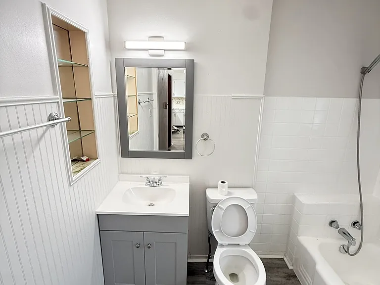 1131 W Nowland Ave — Photo 3