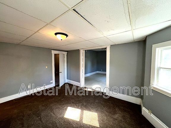 2nd image of 425 Fulton Rd NW