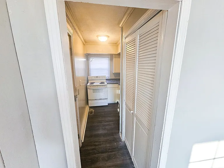 2844 - 2846 Dr Andrew J Brown Ave — Photo 7