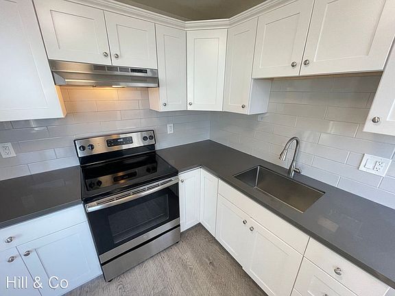 4th image of 1300 Sacramento St #305