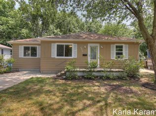 2912 Chiswick Dr SW, Wyoming, MI 49509