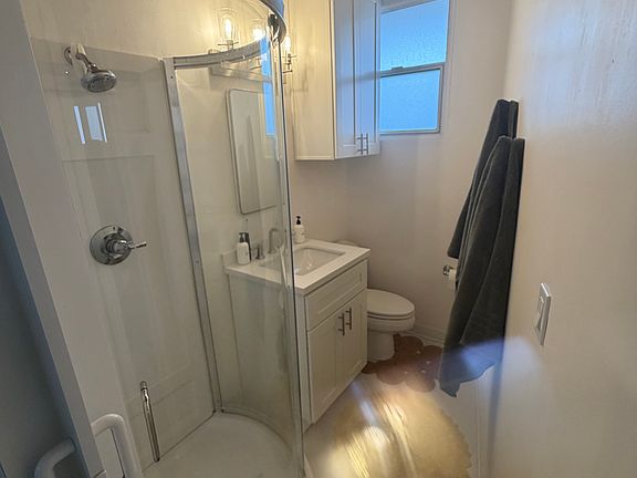 5th image of 128 Virginia St #E