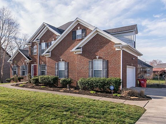 3rd image of 125 Minnow Cove Ct
