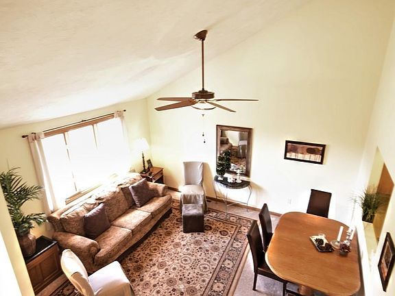2nd image of 9 Linda Ave