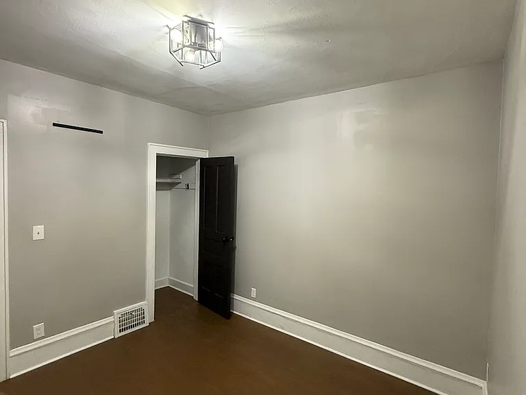 436 W Burleigh St #436 — Photo 8