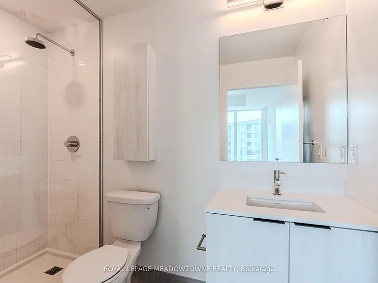2485 Eglinton Ave W #913 — Photo 19