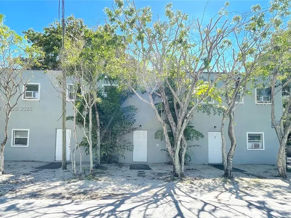 1030 NW 32nd St, Miami, FL 33127