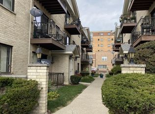 7204 W Cortland St APT 105, Elmwood Park, IL 60707